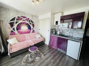 Studio Cabine au Calme, Proche Port et Plage, Parking Gratuit - FR-1-723-96